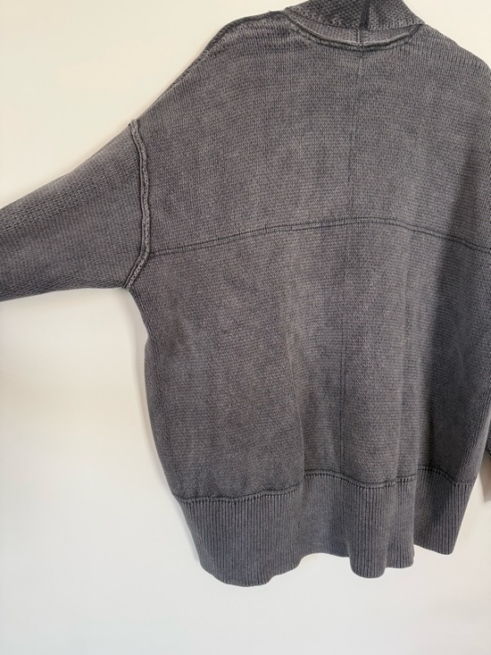 Like New Free People Camomile Oversized Cardigan in Washed Black Size Small - Picture 7 of 12